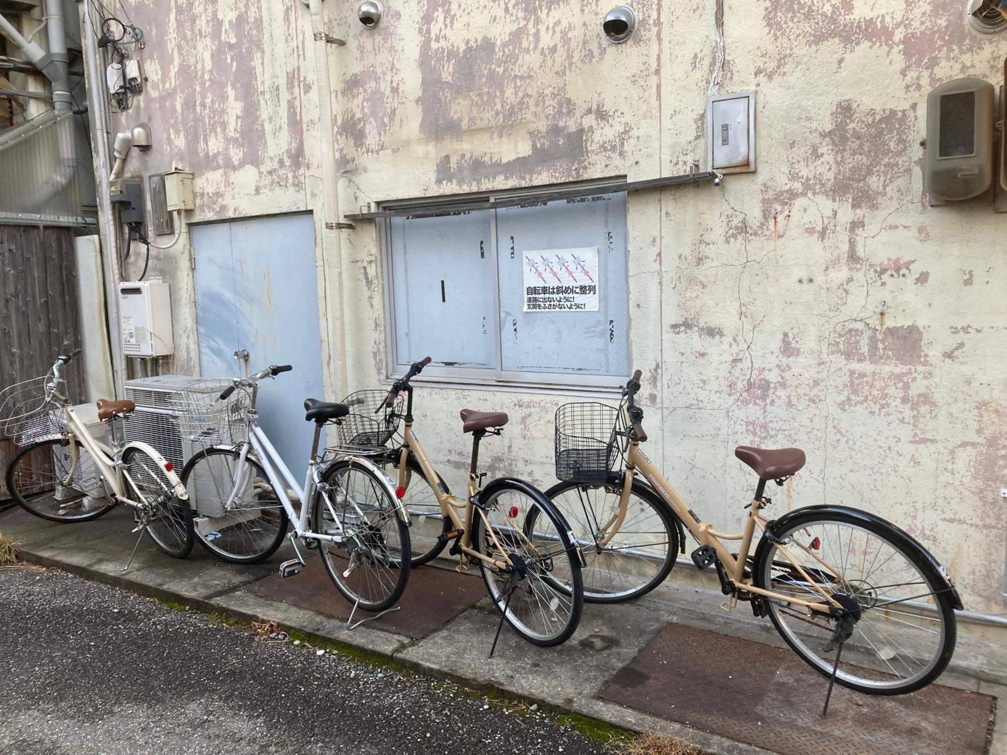 Guesthouse Lululu 無料朝食&夕食ｶﾚｰ 街まで電車8分 ﾛｰｿﾝ隣 Kochi  Bagian luar foto
