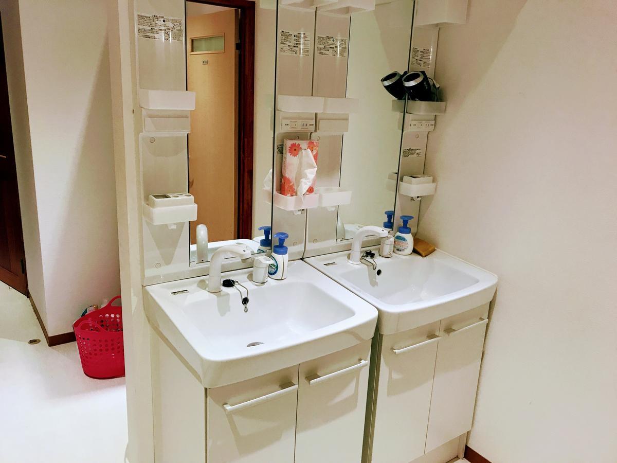 Guesthouse Lululu 無料朝食&夕食ｶﾚｰ 街まで電車8分 ﾛｰｿﾝ隣 Kochi  Bagian luar foto